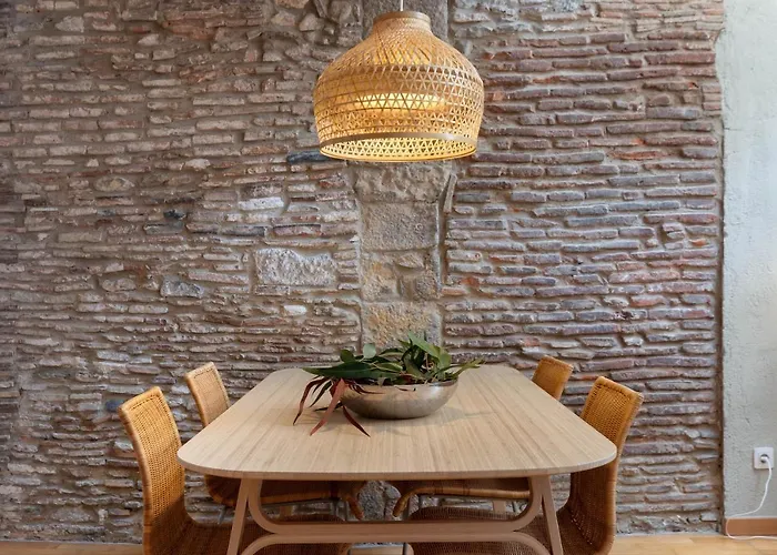 Flateli Cort Reial 7 * Girona