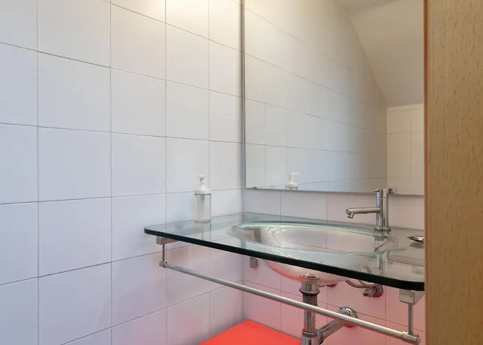 Flateli Cort Reial 7